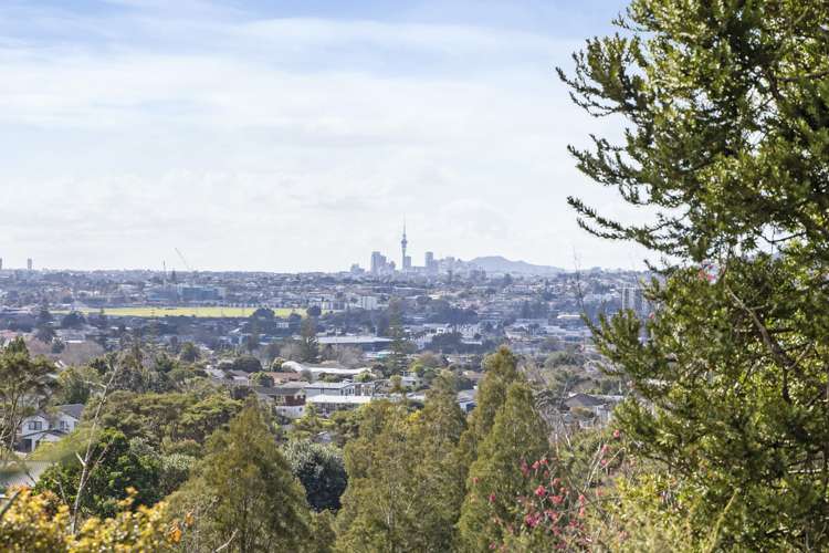 232D Old Titirangi Road_2