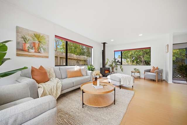 2/57 Howe Street Howick_1