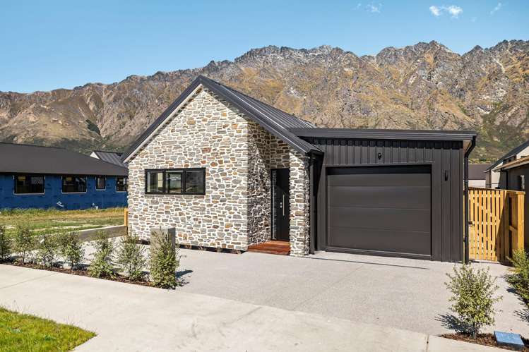 13 Friesian Close Jacks Point_23