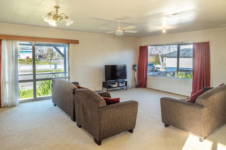22 Freyberg Avenue_4