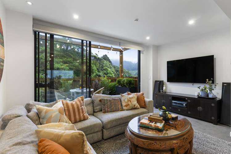 4/6 Makara Road Karori_11