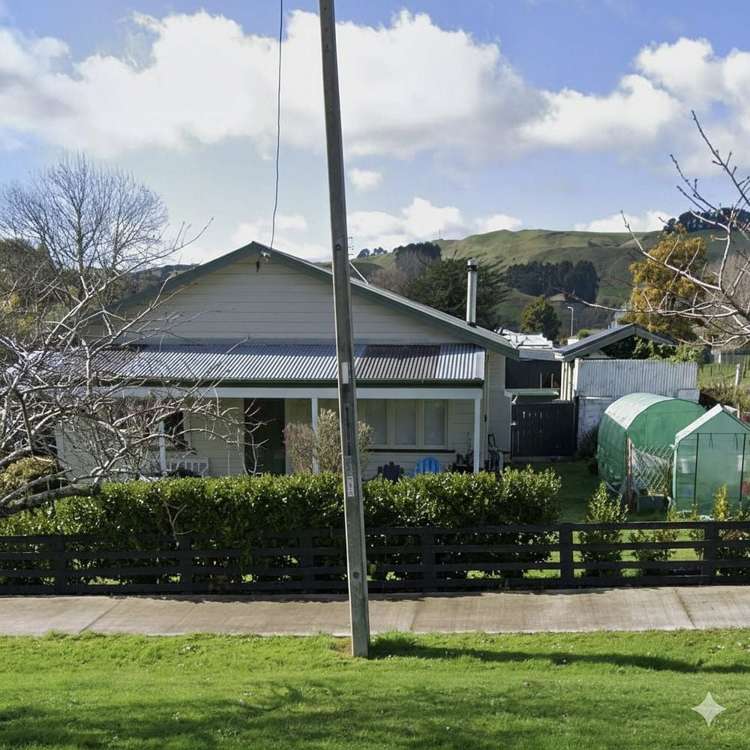 10 Paraekaretu Street Hunterville_1