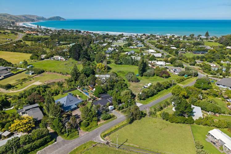 55 Lloyd George Road Wainui_14
