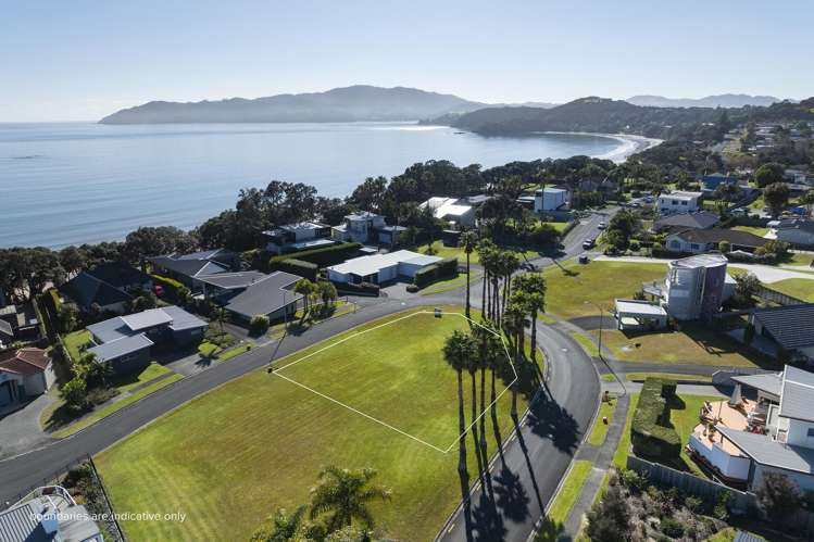 8 Bayside Drive Coopers Beach_2