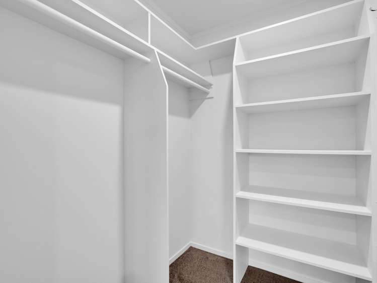 48 Forth Crescent Glenview_12