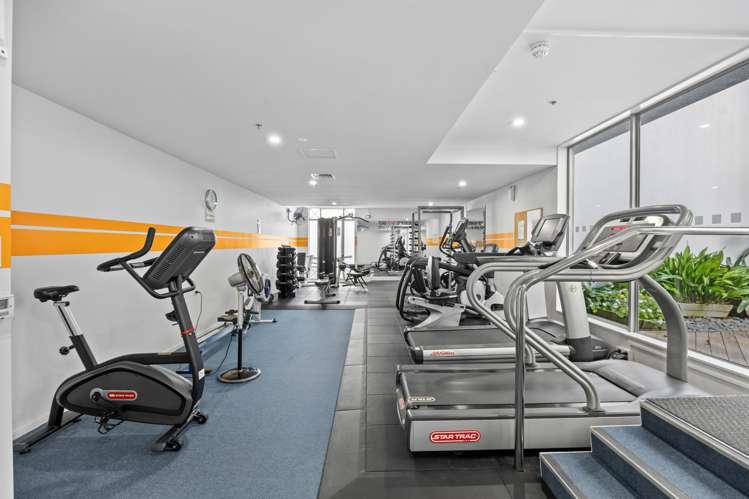 008/1 Parliament Street Auckland Central_11