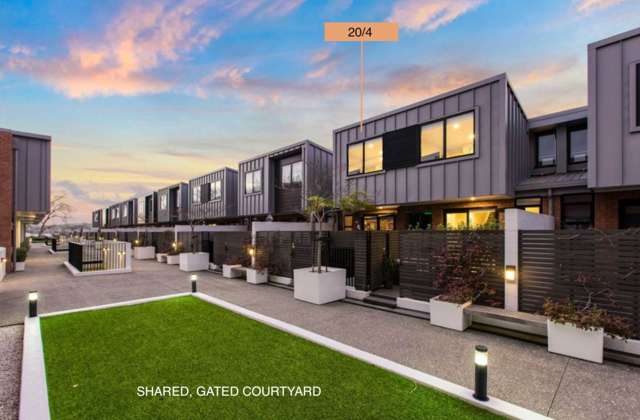 Perfectly Positioned Millwater Town House