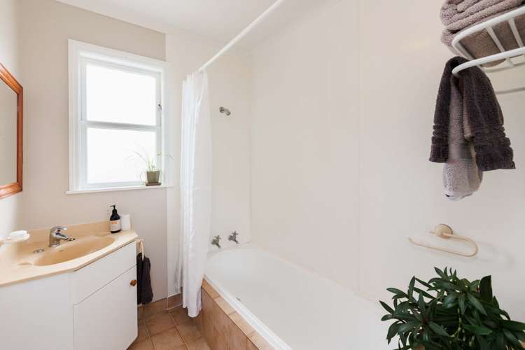 10 Chester Crescent West End_9