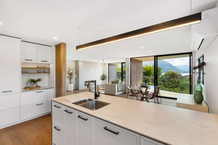 30A and 30D Chalmers Street Wanaka_5