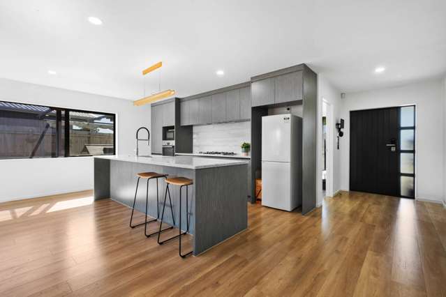 15 Opouatu Avenue Glenbrook_2