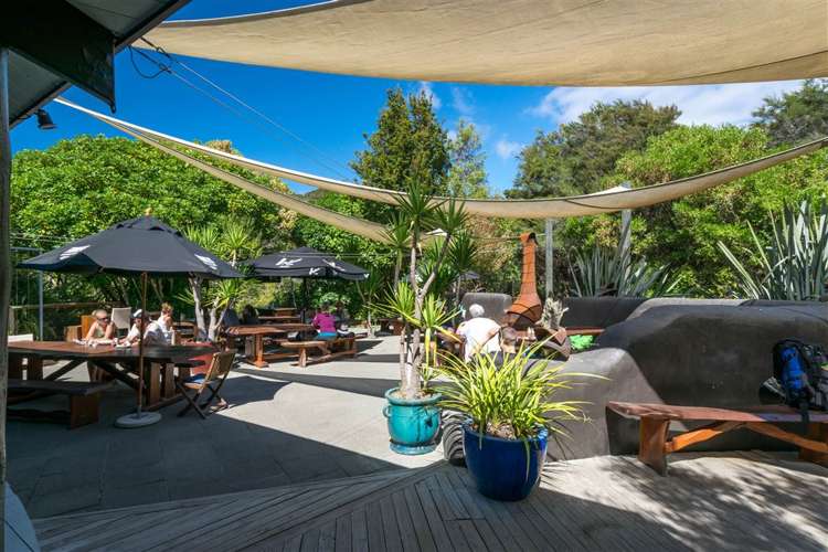 29 Awaroa Inlet Awaroa Bay_32