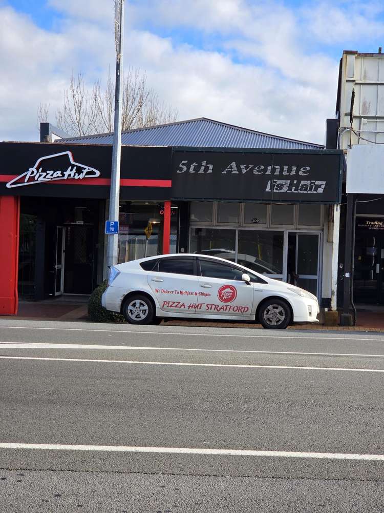 309 Broadway Stratford_7
