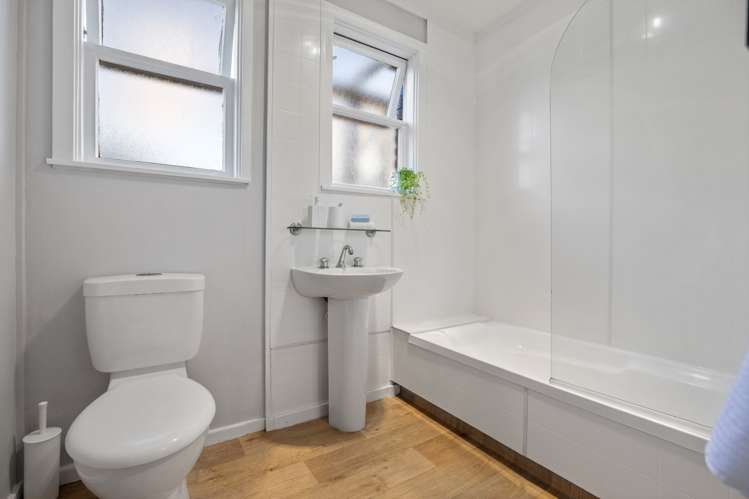 15 Range View Road Mount Albert_12