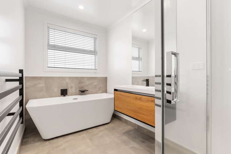 132 Coast Boulevard Papamoa_15