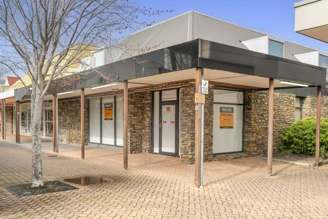 21 The Mall Cromwell_1