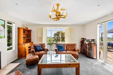 15 Woodford Heights_4