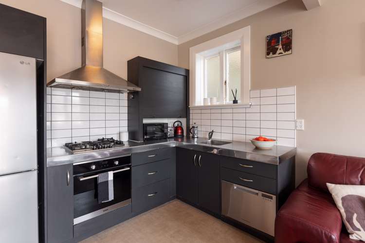 11 Balmoral Terrace Newtown_25