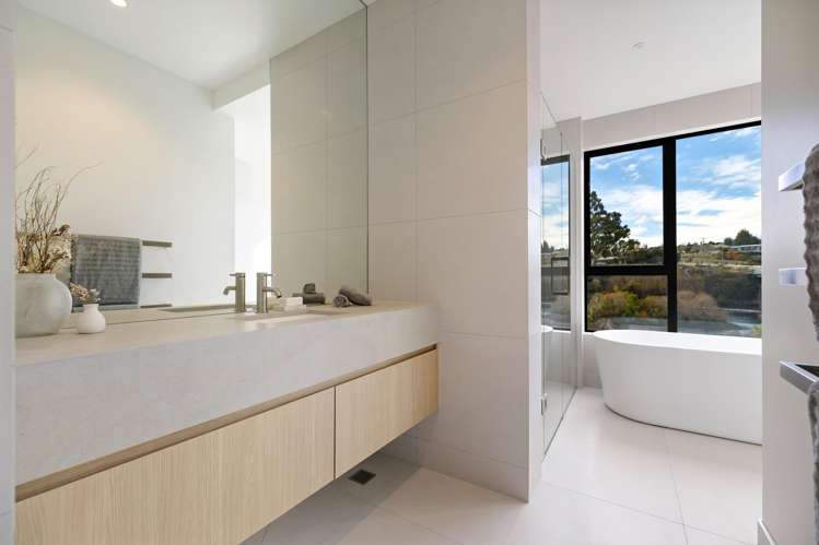 11B William Rees Place Kelvin Heights_12