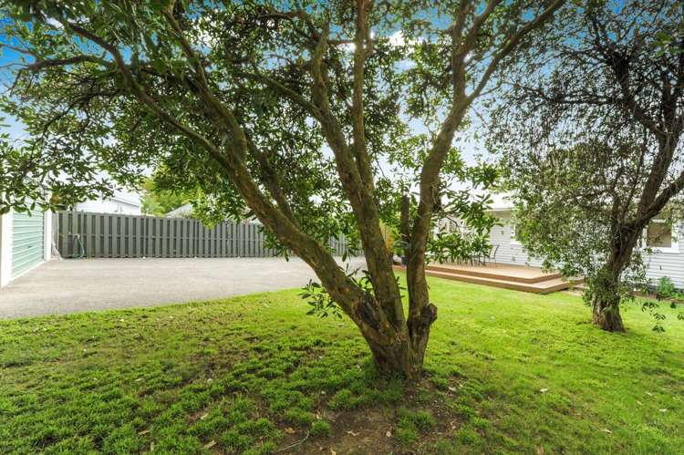 40 Lynwood Road New Lynn_16