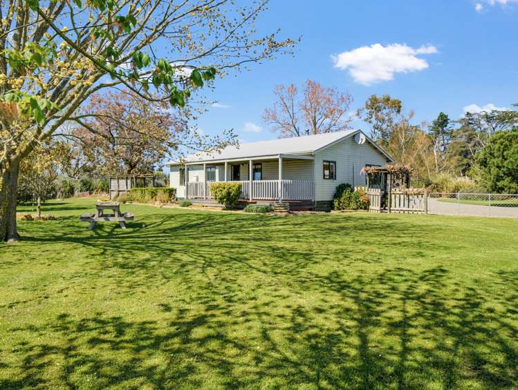 143 Elsthorpe Road Otane_25