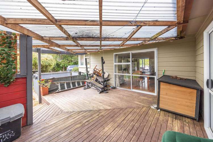 211 Racecourse Road_0