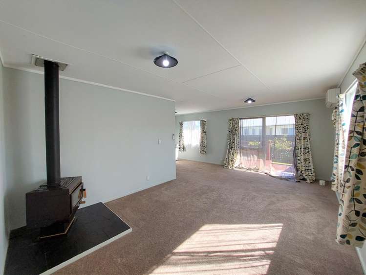 415 Ngatai Road Bellevue_1