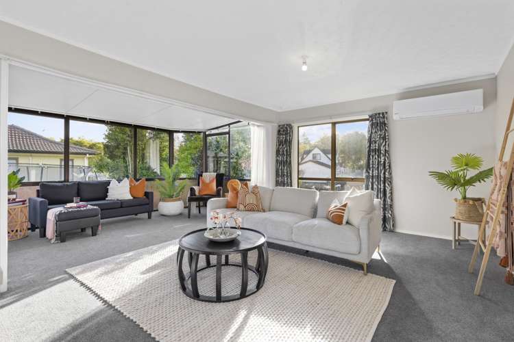 17 Matipo Crescent Pukete_6