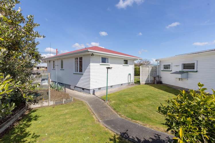 39 Wavell Crescent Masterton_20