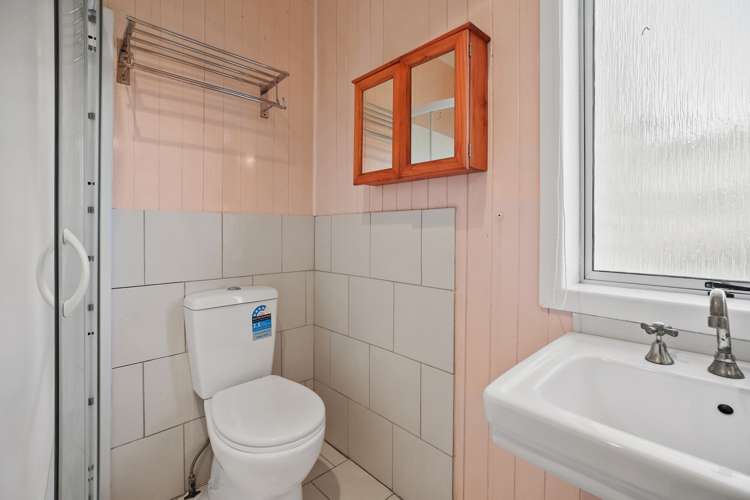 9 Raroa Road Paeroa_13