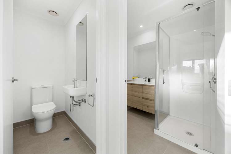 7 Pukewhero Rise Westgate_17