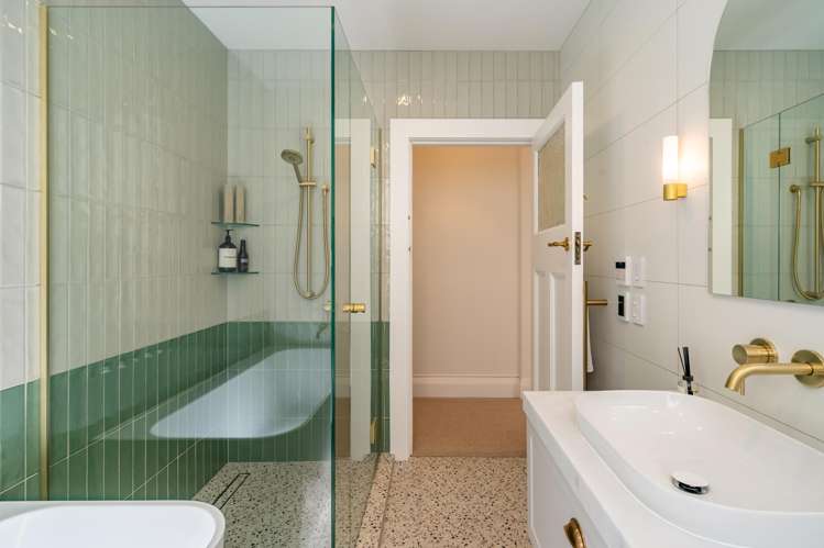 40 Mckinley Crescent Brooklyn_31