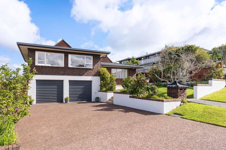 8 Helvetia Drive Browns Bay_3