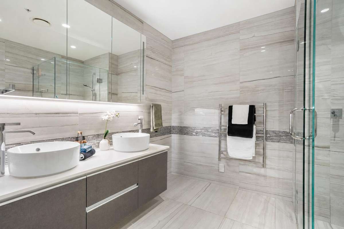 106/585 Beach Road_3