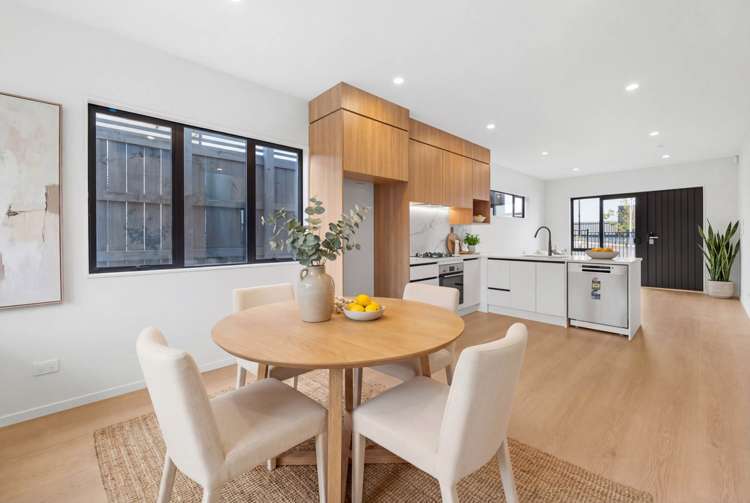 55 Whiteywood Street_4