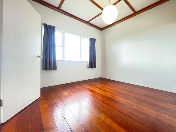 49 Donovan Street Blockhouse Bay_4