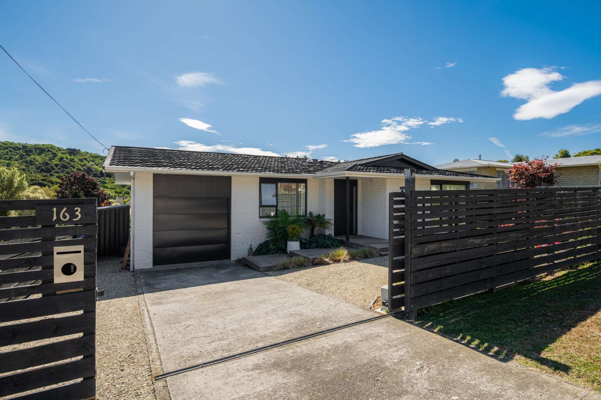 163 Waikawa Road Picton_0