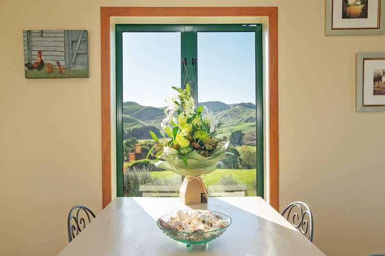 224 Riversdale Road Riversdale Beach_6