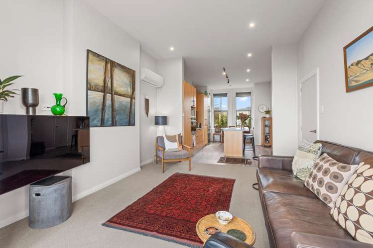 330 and 330A Highgate Roslyn_8