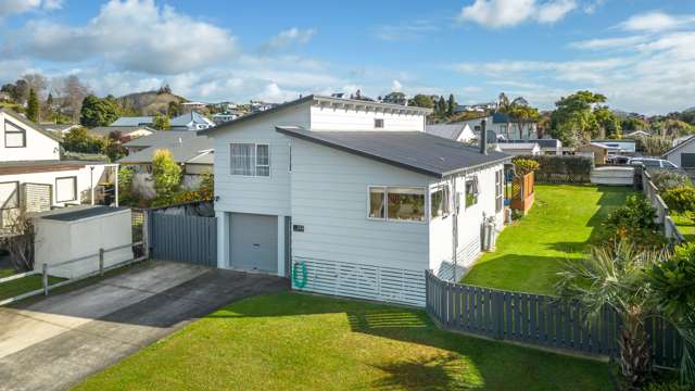 102 Awarua Place Whangamata_2