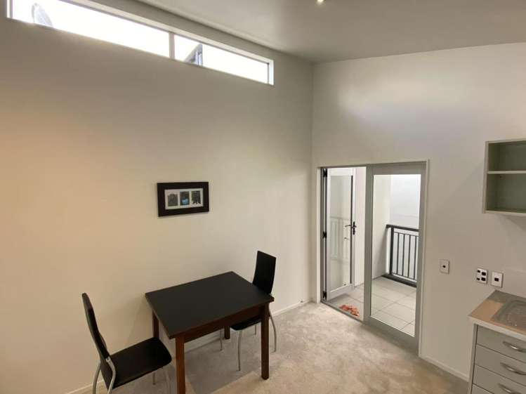 9/5 Millais Street Grey Lynn_4