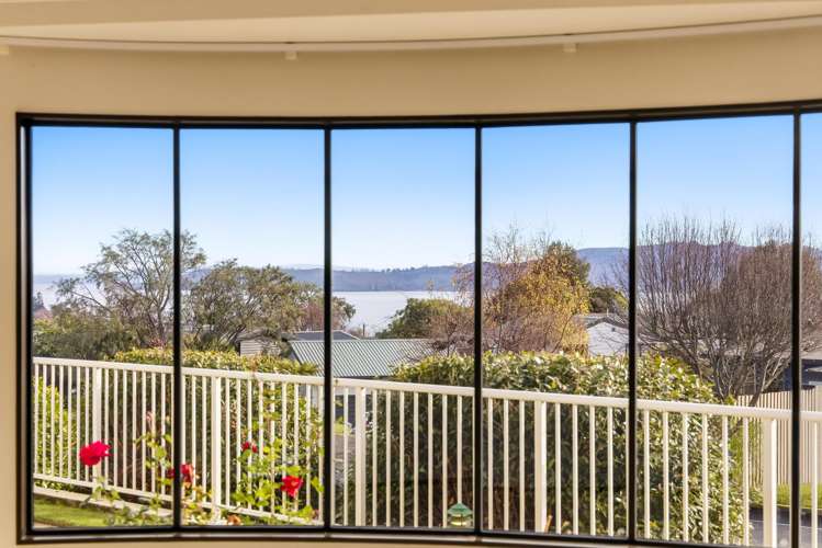 45 Arrowsmith Avenue Waipahihi_9