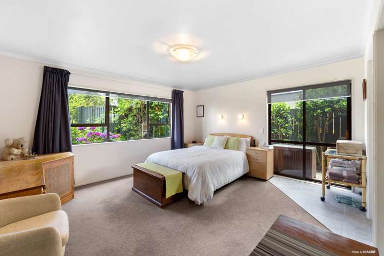 2/499 Beach Road Murrays Bay_12