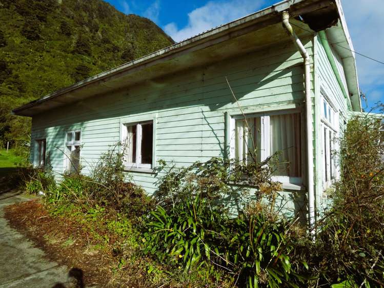 8 Torea Street_5