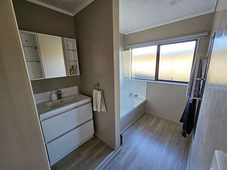 22A McHardy Street Havelock North_16