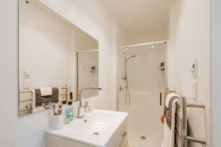 210 Stone Street Wanaka_17