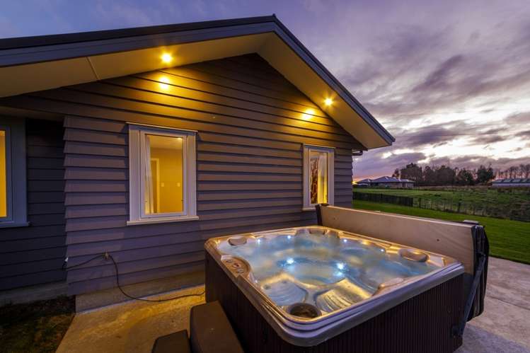 81 Williams Road Tokomaru_14