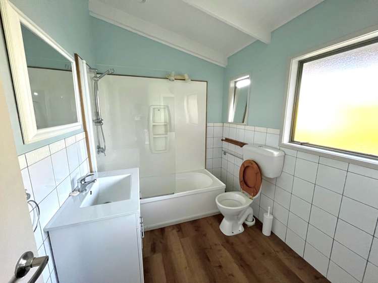 22b Hutchinsons Road Bucklands Beach_6