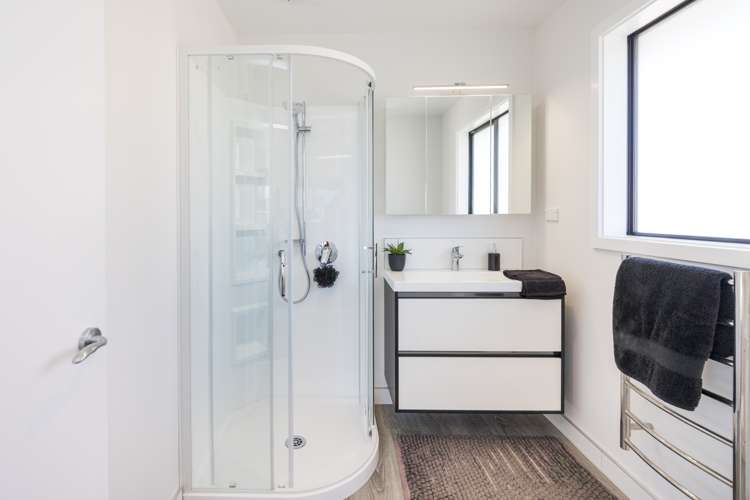 7 Huffington Place Feilding_8