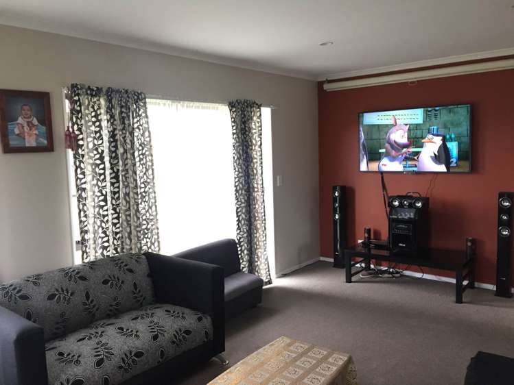 70 Lenore Road Favona_4