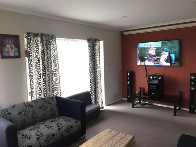 70 Lenore Road Favona_4